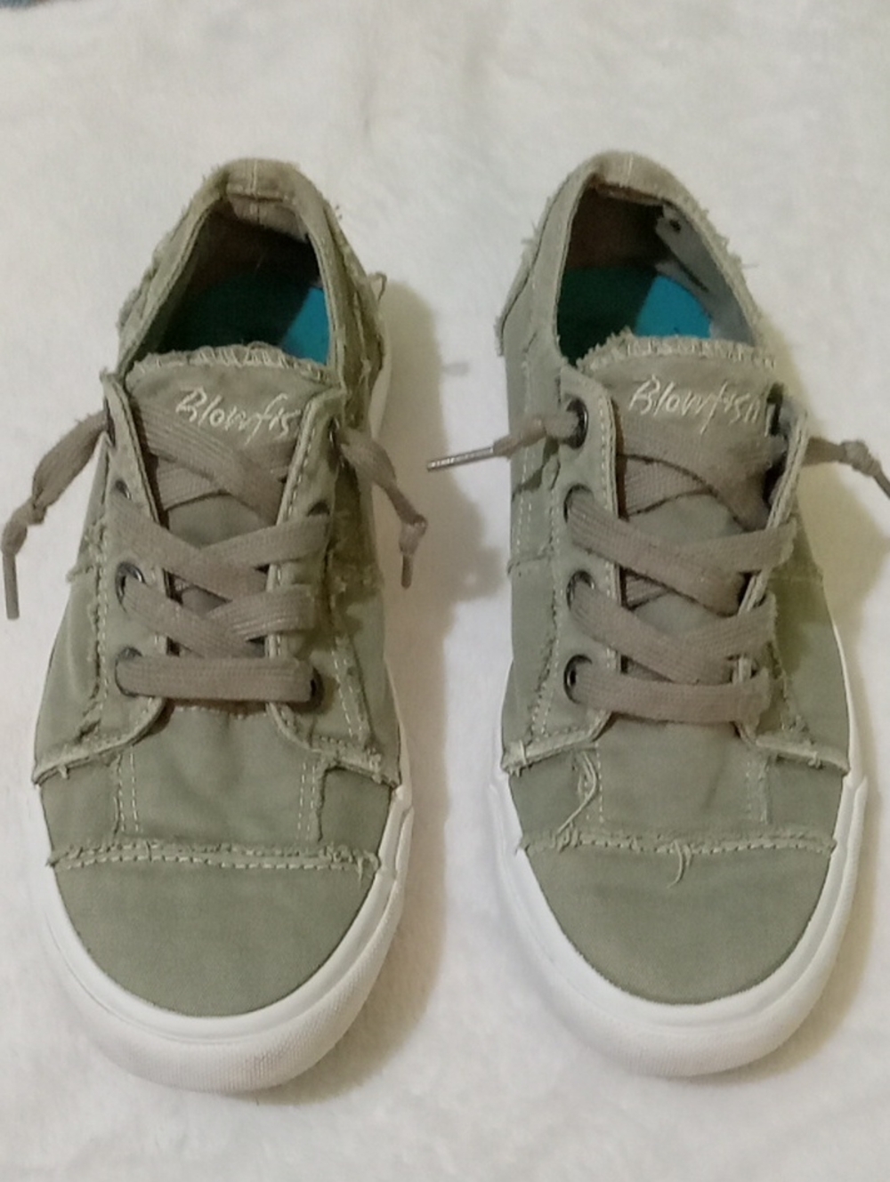 Blowfish Malibu Olive Green Canvas Low-Top Sneakers, Size 8